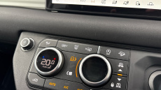 Land Rover Defender 3.0 D200 SE 110 5dr Auto Diesel Estate